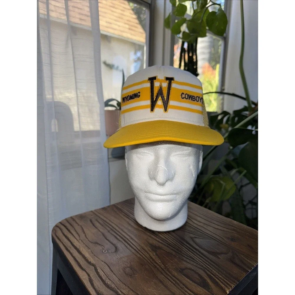 Wyoming Cowboys‎ One Size SnapBack Mesh Trucker Hat